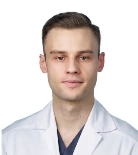 Доктор Лукашев Денис Дмитриевич