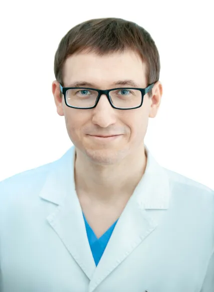 Доктор Акашев Руслан Владимирович