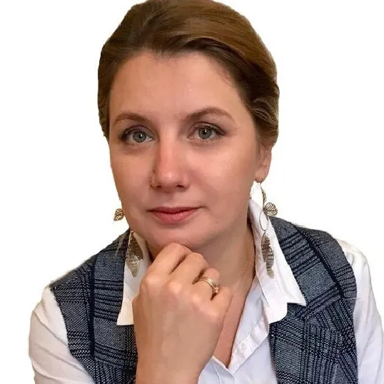 Доктор Попова Елена Михайловна